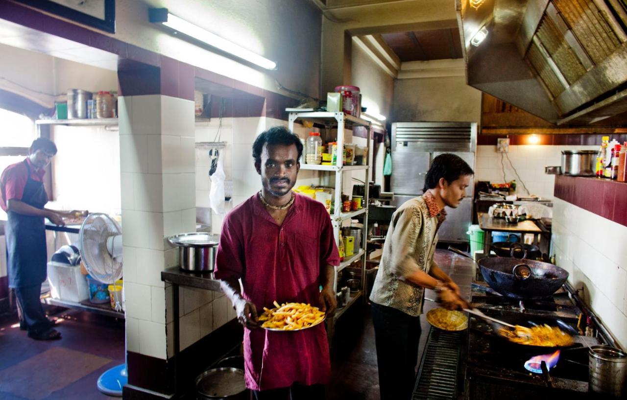 Mvt Guesthouse & Restaurant Vrindavan Luaran gambar