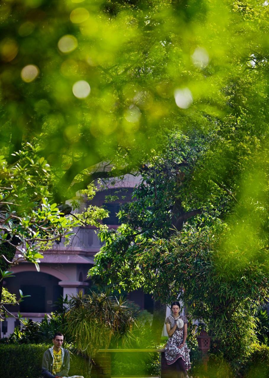 Mvt Guesthouse & Restaurant Vrindavan Luaran gambar